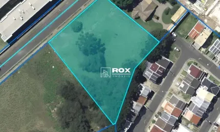 Terreno à venda, 3289 m² por R$ 3.289.000,00 - Pinheirinho - Curitiba/PR
