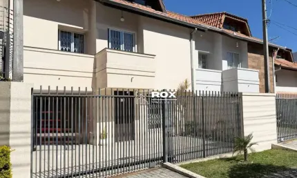 Sobrado triplex com 4 quartos à venda, 150 m² por R$ 849.000 - Portão, Curitiba/PR