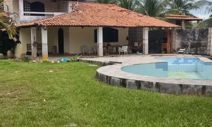 Cond.Planeta Água casa duplex edificada em terreno plano de 1400 m2 piscina, acomodação para caseiro