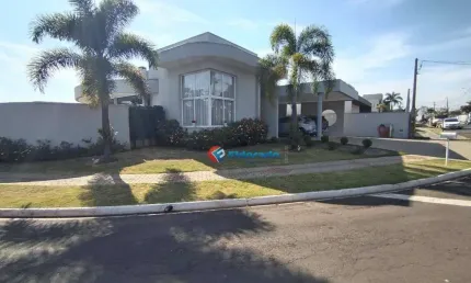 Casa à venda, 242 m² por R$ 2.600.000,00 - Estância Hípica - Nova Odessa/SP