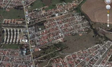 Área  residencial/comercial à venda, frente para A. Emilio Bosco e Av. Santo Irineu - Matão