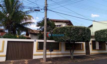 Casa com 4 dormitórios à venda, 304 m² por R$ 1.350.000,00 - Vila Menuzzo - Sumaré/SP