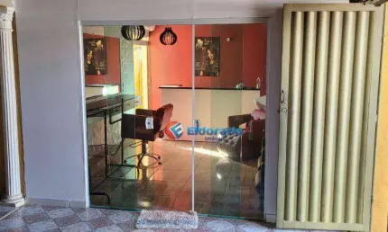 Casa com 3 dormitórios à venda, 197 m² por R$ 530.000,00 - Jardim Adelaide - Hortolândia/SP