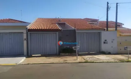 Casa à venda, 140 m² por R$ 600.000,00 - Vila Bressani - Paulínia/SP