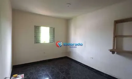 Casa com 2 quartoss à venda, terreno de 300 m², 90 m² de área construída por R$ 300.000 - Jardim Dulce  - Sumaré/SP. Aceita financiamento.