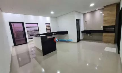 Casa com 3 quartos à venda, 116 m² por R$ 621.900 - Loteamento Jardim Vila Verde - Hortolândia/SP