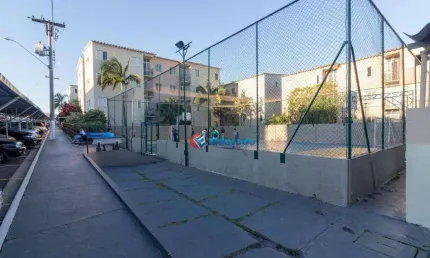 Apartamento com 2 dormitórios à venda, 62 m² por R$ 250.000,00 - Jardim das Bandeiras - Campinas/SP