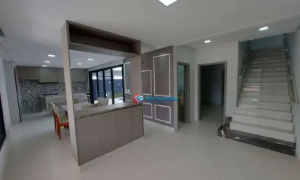 Casa com 3 dormitórios à venda, 210 m² por R$ 1.700.000 - Condomínio Royal Garden - Paulínia/SP