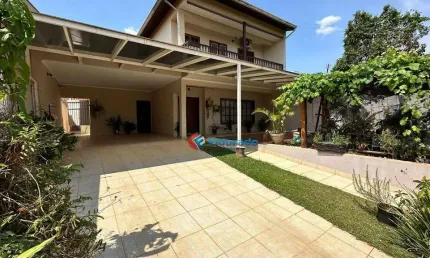 Casa com 3 dormitórios à venda, 250 m² por R$ 700.000,00 - Parque Manoel de Vasconcelos - Sumaré/SP