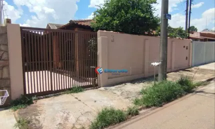 Casa com 3 quartos à venda na Rua Ernesto Barijan, Parque Hongaro, Sumaré