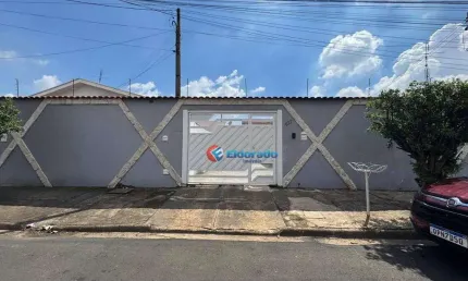 Casa com 2 quartos à venda na Rua Presidente Washington Luís, Vila Carlota, Sumaré