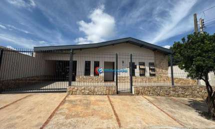 Casa com 3 quartos para alugar na Rua João Franceschini, Parque Franceschini, Sumaré