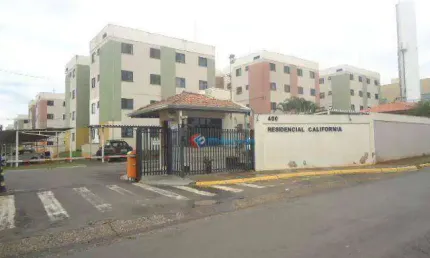 Apartamento com 2 dormitórios à venda, 42 m² por R$ 180.000 - Chácara Bela Vista - Sumaré/SP