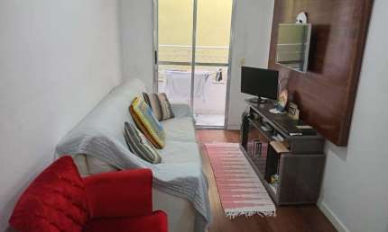 Apartamento 2 dormitórios uma vaga de garagem Santo Eduardo