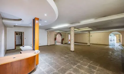 Prédio Comercial Exclusivo: O Epicentro do seu Sucesso Empresarial em Goiânia.