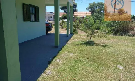Casa térrea com 3 dormitórios à venda, 102 m² por R$ 397.000 - Ubatuba - São Francisco do Sul/SC