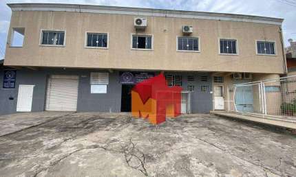Imóvel excelente para investidores, já rendendo alugueis.  03 apartamentos e 03 salões no bairro Morada do Sol - Americana/SP