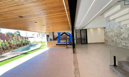 Casa de luxo em condomínio no Jardins Bolonha, Senador Canedo-GO: 4 quartos, 4 suítes, 2 salas, 5 banheiros, 4 vagas, 314,16 m².