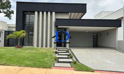 Casa de Luxo em Condomínio Exclusivo em Aparecida de Goiânia-GO, Parqville Pinheiros: 3 Quartos, 3 Suítes, 3 Salas, 5 Banheiros, 4 Vagas, 174m².