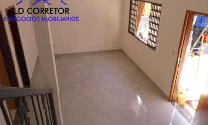 Imperdível Casa em Condomínio à Venda em Goiânia-GO, Parque Amazônia: 3 quartos, 1 suíte, 2 salas, 3 banheiros, 2 vagas, 112m²