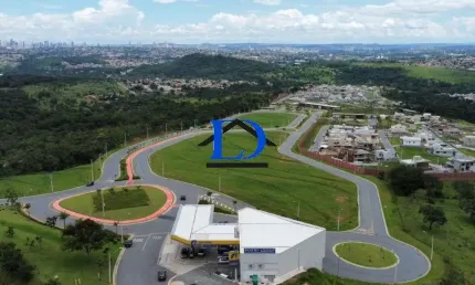 Terreno em Condomínio de Luxo no Jardins Porto, Senador Canedo-GO  300,00 m² de área - Aproveite essa oportunidade!