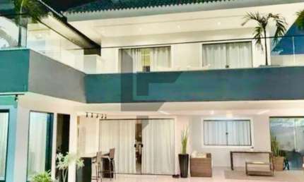 Casa triplex para venda tem 400 metros quadrados com 4 quartos - RJ