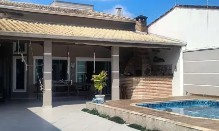 Casa Térrea para Venda em Itanhaém, Jardim Regina, 3 dormitórios, 2 suítes, 4 banheiros, 2 vagas