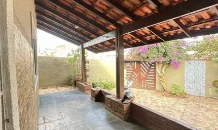 Casa 2 dormitórios para Locação em Itanhaém, Corumbá, 2 dormitórios, 1 banheiro, 3 vagas