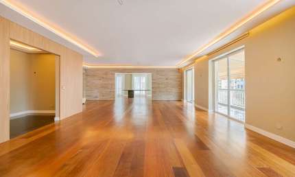Apartamento tipo para venda com 4 quartos, sendo 4 suítes, 468m²