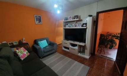 CASA COM 116 M² DE ÁREA CONSTRUÍDA COM 2 DORMITÓRIOS NO BAIRRO DA VILA PROGRESSO EM JUNDIAÍ - SP