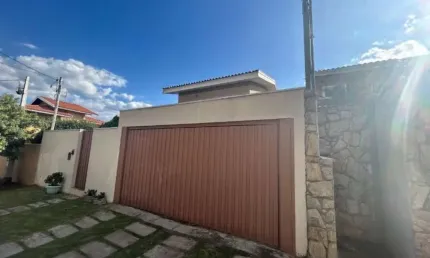 CASA COM 291M² DE AREA CONSTRUIDA COM 3 DORMITÓRIOS SENDO 1 SUÍTE NO CONDOMÍNIO JARDIM SANTA TERESA EM JUNDIAÍ SP