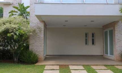 CASA COM 264 M² DE ÁREA CONSTRUÍDA COM 4 SUÍTES NO CONDOMÍNIO VEDUTA ROSSA, EM FRENTE AO PARQUE DA CIDADE, EM JUNDIAÍ - SP