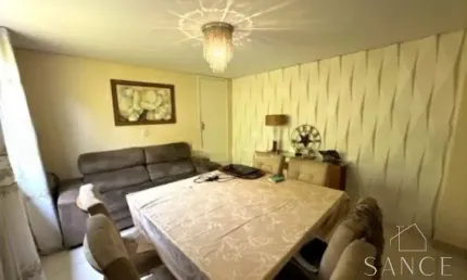 CASA A VENDA DE 108M² COM 2 DORMITÓRIOS E 2 BANHEIROS NA VILA PROGRESSO EM JUNDIAÍ - SP