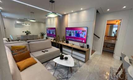 CASA DE 132M² COM 3 DORMS. NO CONDOMÍNIO KAZA JUNDIAÍ NO BAIRRO CIDADE NOVA PRÓXIMO A COLÔNIA EM JUNDIAÍ - SP