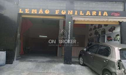 Terreno comercial 316 m2, em ótima localização, com funcionamento de funilaria e uma casa de fundo no terreno, Oportunidade comercial e residencial.