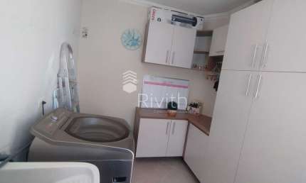 Casa Sobrado com 302m², 4 dormitórios, 3 suítes com sacada, 3 banheiros, 2 lavabos e espaço gourmet em Parque Das Nações  -  Santo André