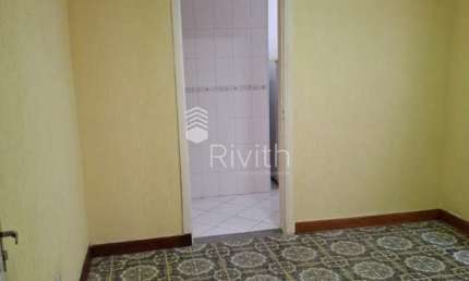Excelente Salão Comercial de 75m², 3 salas, 2 banheiros, 1 vaga de garagem no Bairro Jardim  -  Santo André