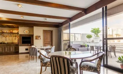 Cobertura à Venda ou Locação Batel, Curitiba com 4 Quartos, 500 m²