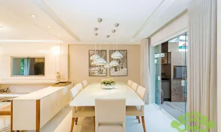 Sobrado com 3 quartos, 307 m² - venda por R$ 2.500.000 ou aluguel por R$ 12.802/mês - Hugo Lange - Curitiba/PR