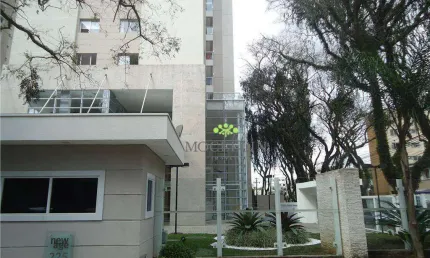 Apartamento com 2 quartos para alugar, 48 m² por R$ 2.400,00/mês - Portão - Curitiba/PR