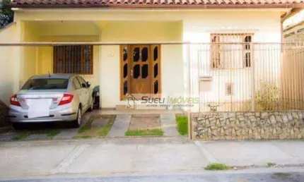 Casa com 3 dormitórios à venda, 244 m² por R$ 750.000,00 - Imbetiba - Macaé/RJ