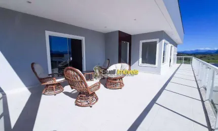 Casa em condomínio fechado com 4 quartos à venda na Avenida Ricardo Muylaert Salgado, Vale dos Cristais, Macaé