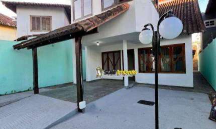 Casa com 3 dormitórios, 300 m² - venda por R$ 820.000,00 ou aluguel por R$ 4.156,87/mês - Riviera Fluminense - Macaé/RJ