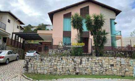 Casa com 5 dormitórios para alugar, 350 m² por R$ 9.973/mês - Green Land - Macaé/RJ