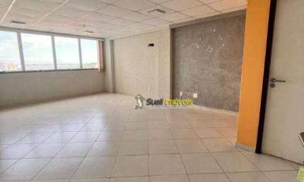 Sala para alugar, 32 m² por R$ 2.461,43/mês - Imbetiba - Macaé/RJ
