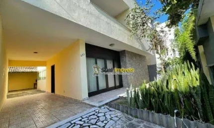 Casa com 3 dormitórios à venda, 240 m² por R$ 1.100.000,00 - Imbetiba - Macaé/RJ