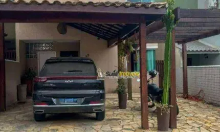 Casa com 3 dormitórios à venda, 136 m² por R$ 690.000 - Granja dos Cavaleiros - Macaé/RJ