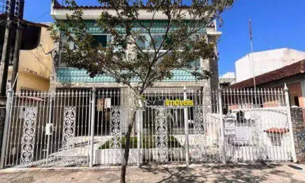 Casa com 3 dormitórios à venda, 324 m² por R$ 1.200.000 - Imbetiba - Macaé/RJ