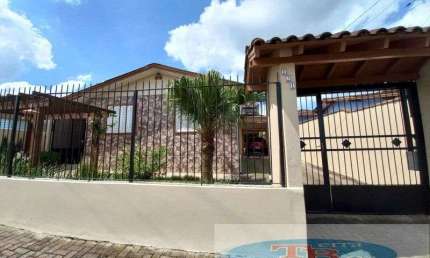 Casa à venda na Portão, 121, Centro, Portão