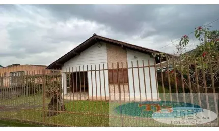 Casa à venda na Rua Álvares de Azevedo, 264, Floresta, Estância Velha